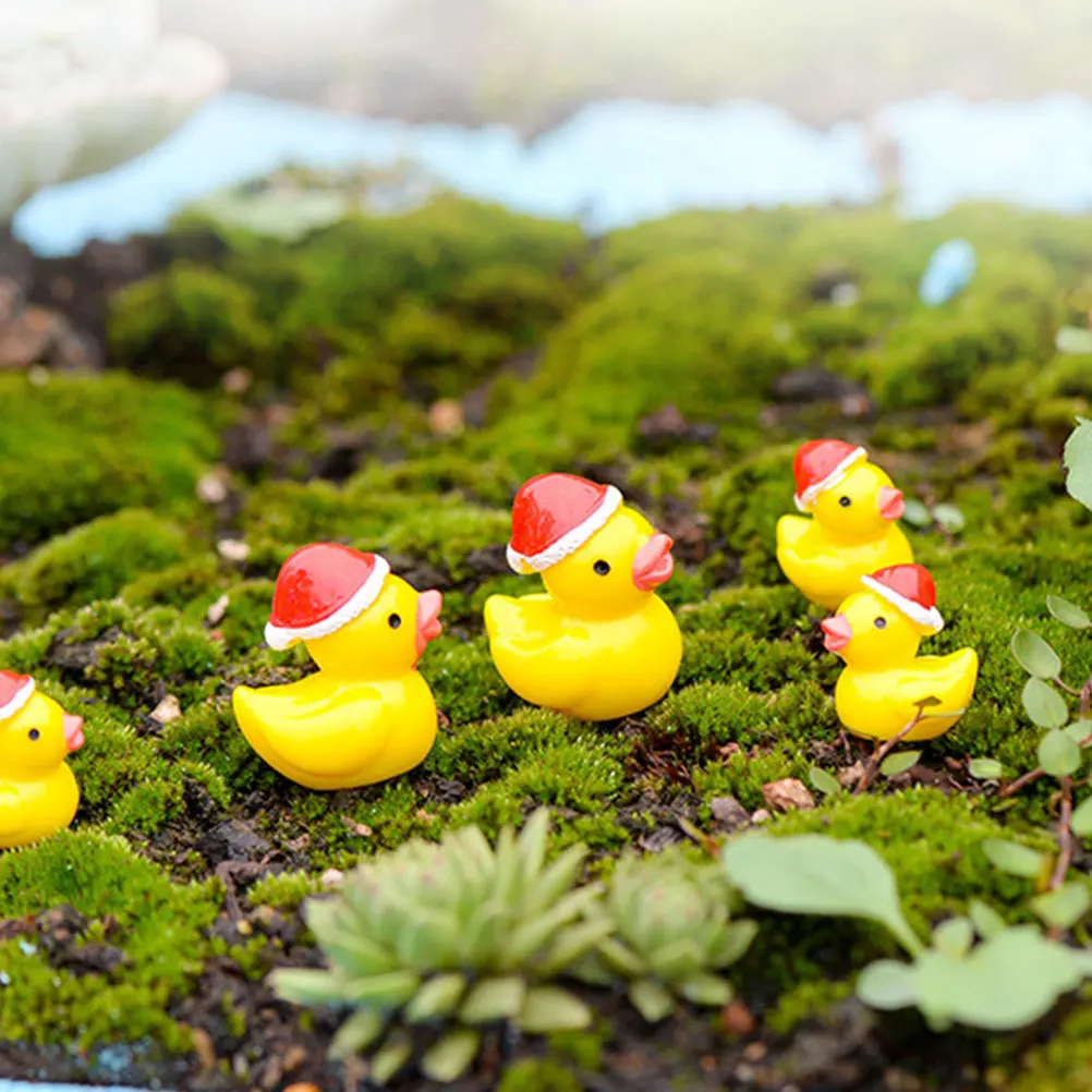 

20pcs Moss Resin Ducks Christmas Theme Handcrafted For Duck Mini Resin Figures Dollhouse Garden Decor Mini Animals