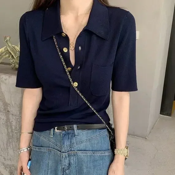 Iyundo 2024 ฤดูร้อนใหม่ผู้หญิงถักเสื้อโปโลคอสั้นแขนทั้งหมดตรงกับหญิงเสื้อยืดเกาหลีแฟชั่นสุภาพสตรีเสื้อผ้า
