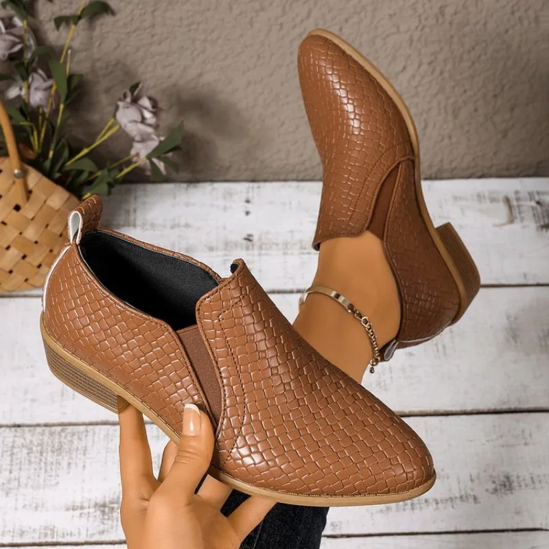 

Women's Pointed Toe Leather Shoes British Style Slip-on Deep Mouth Business Dress Shoes Comfortable Casual Chunky Heel Loafers