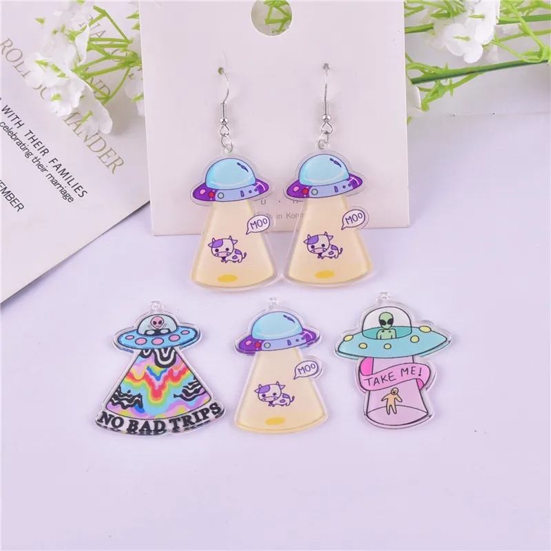 10pcs/set Mix Style Cow UFO Spaceship Acrylic Charms Pendant Jewelry Making Craft DIY