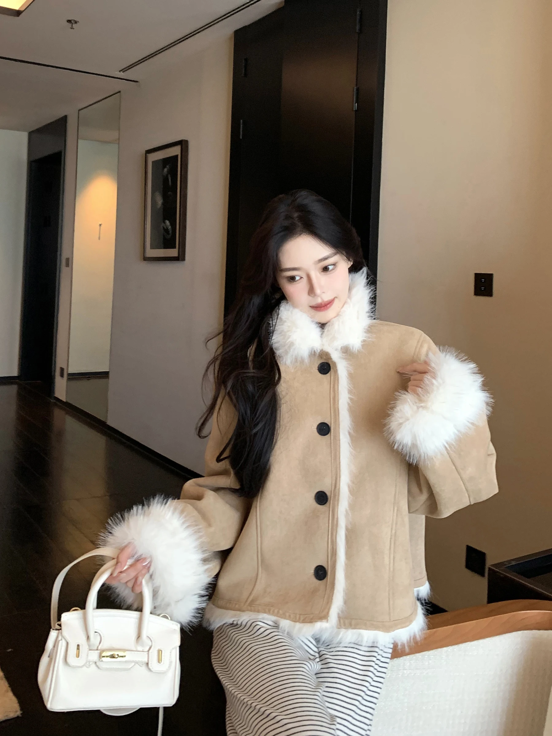 Buou ジェントルウィンド スエードカラー ショートジャケット レディース 秋冬 厚手 レザー ファー一体型コート ボタン留め 長袖