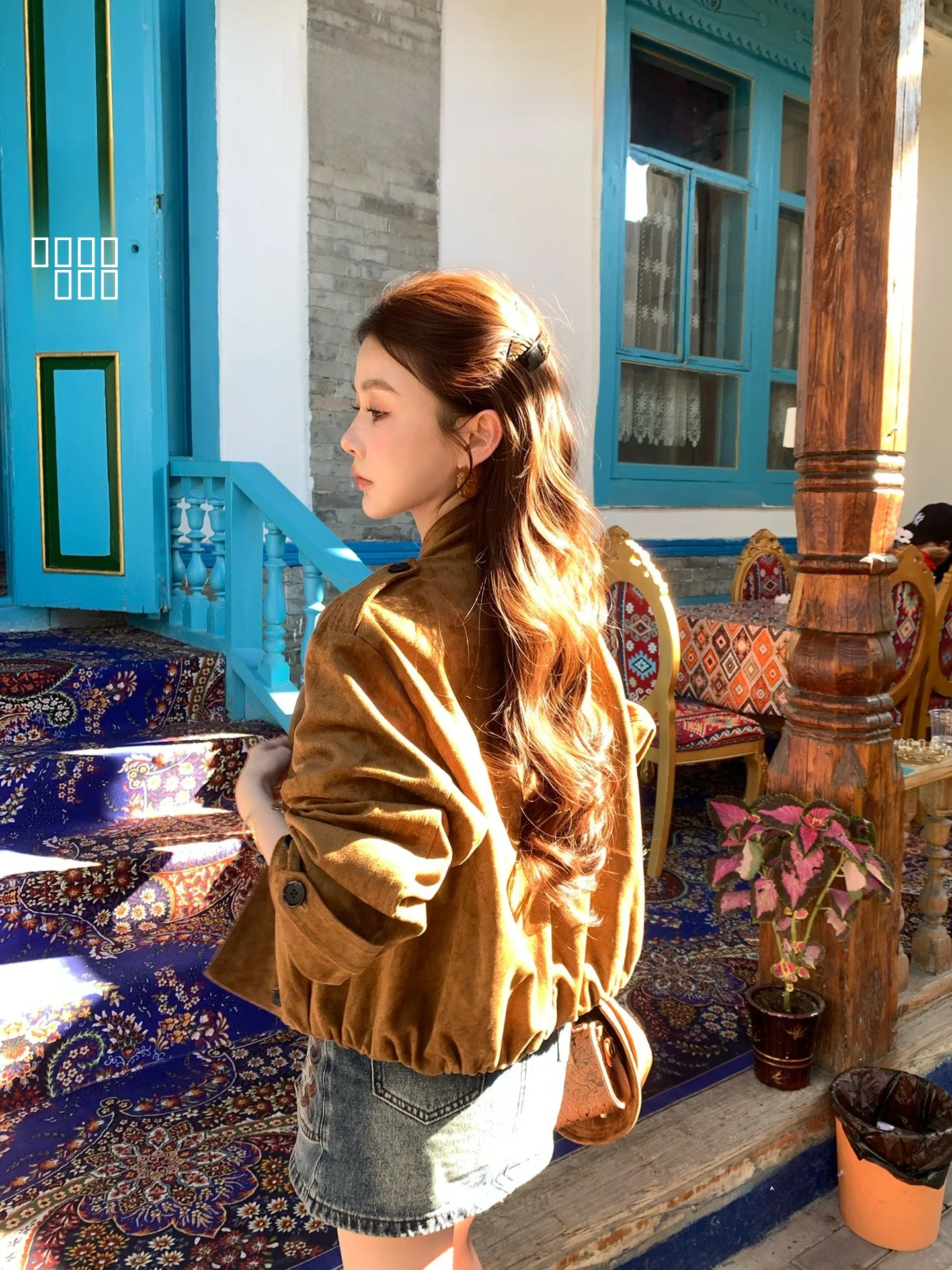 Jaqueta Feminina Casual Solta de Couro Retrô Americana AZZHEN com Franjas e Zíper em Fibra de Poliéster para Outono