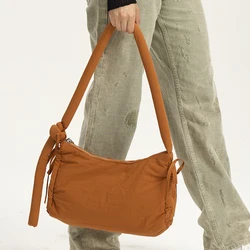 Casual Hobos borse a tracolla da donna con cinturino annodato Puffer borse da donna borsa a tracolla imbottita in Nylon borsa ascellare tinta unita 2024