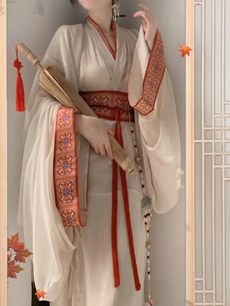 Hanfu Women's Warring States Robe Restored with Tailed Straight Train, Large and Magnificent Spring and Autumn