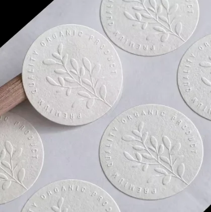 etiqueta-ambiental-personalizada-troquelada-autoadhesiva-de-papel-texturizado-con-relieve-lamina-dorada-etiqueta-3d-etiqueta-de-embalaje