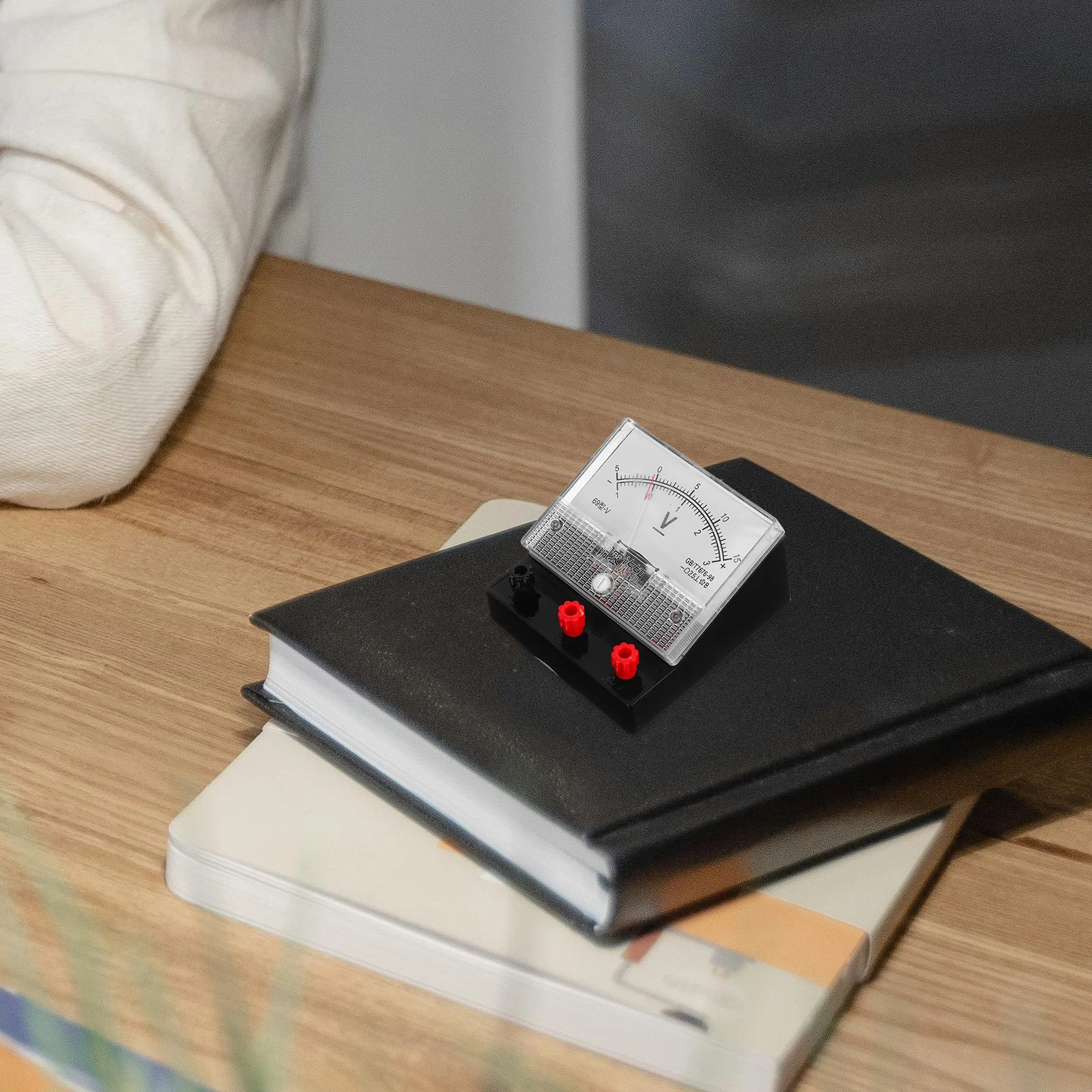 

2Pcs Physics Classroom Equipment Analog Volt Amp Meter Set for Dc Electric Measurement School Lab Teaching Testing Tools