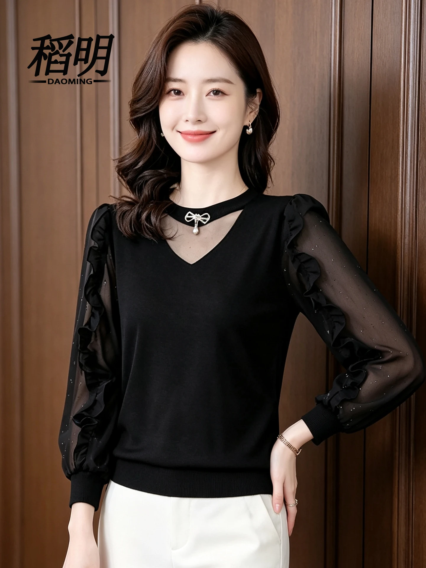 Black Lace Splice Long Sleeve Shirt Women's Fashion Slimming Anti-Aging Mom's Top Autumn New Style Commute Style Loose Fit