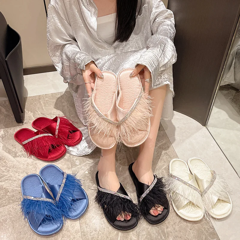 Buty Kapcie damskie Outdoor Loafers Slides Female Mule Low Flat Mules Fabric Plastic Hoof Heels Sewing Rubber Shoes Woman 2024