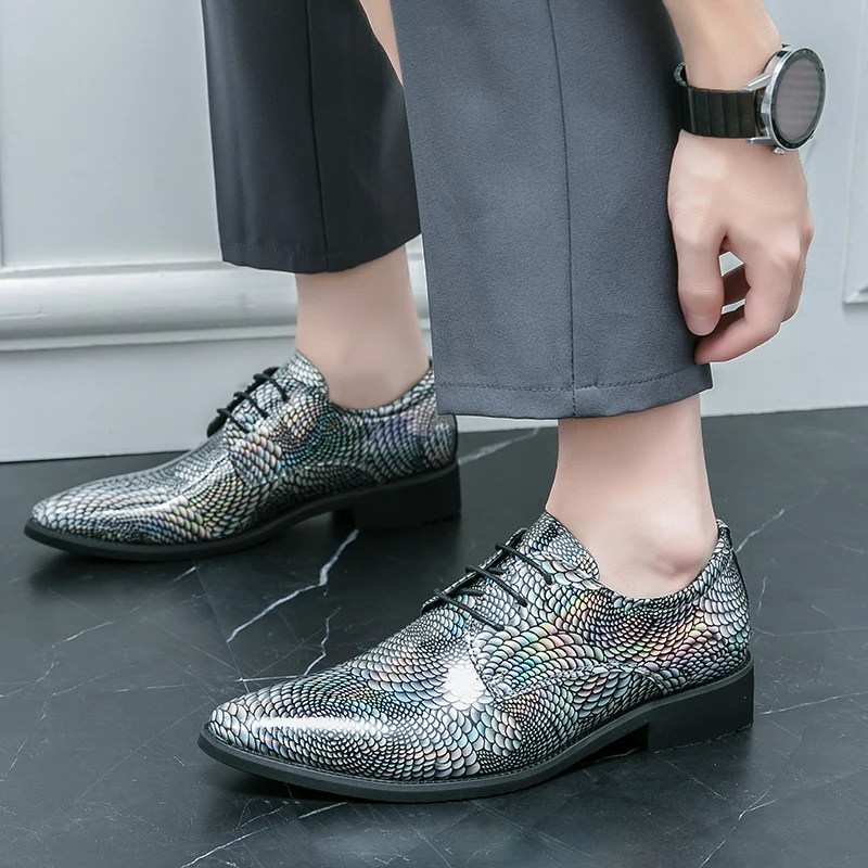 New 46 47 large size 48 pointed leather shoes for men business formal wear lace-up patent leather brightening face increase