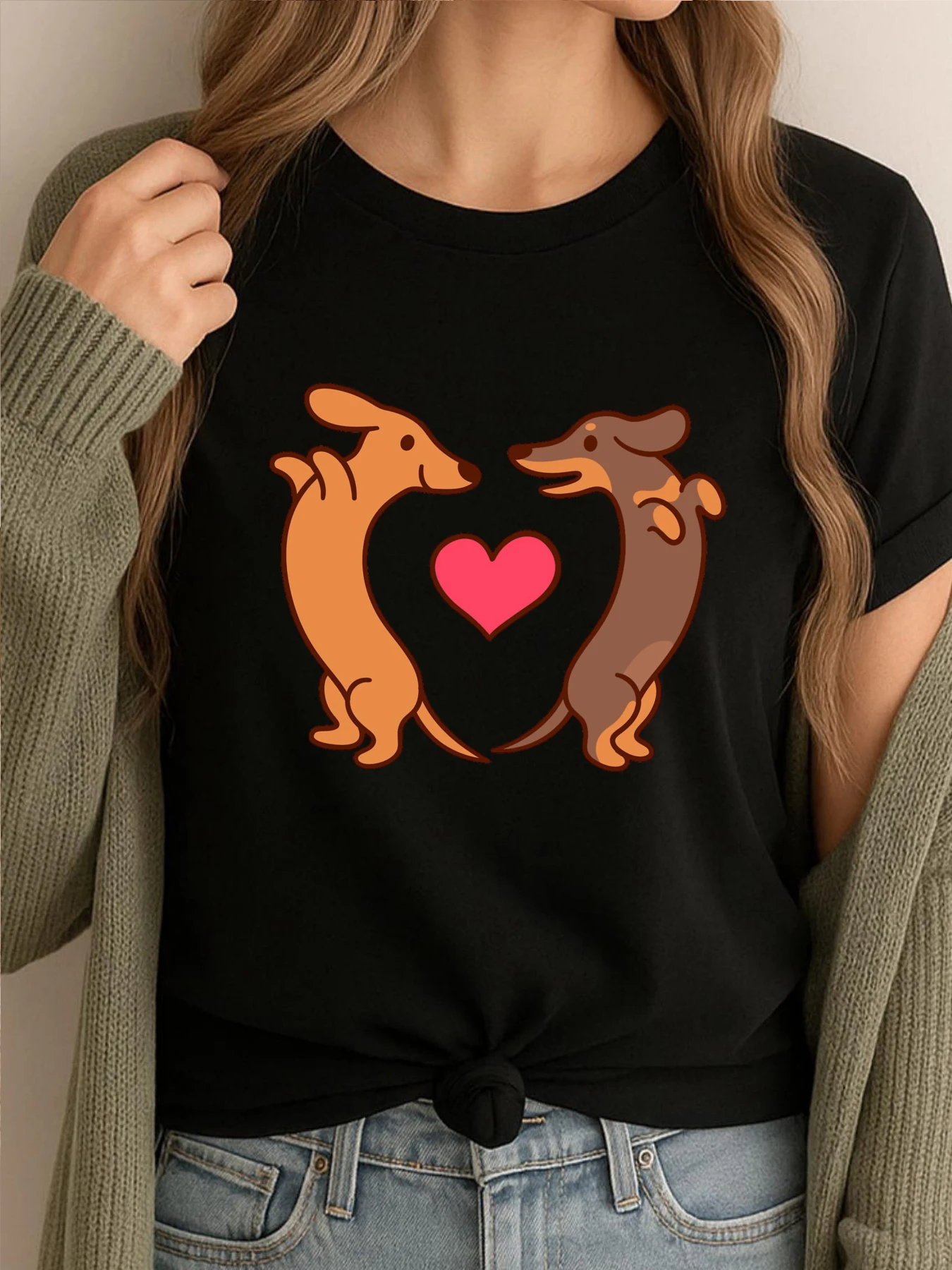 Niedliche Cartoon-Dackel in Liebe, grafische Shirts, lustiges Kurzarm-T-Shirt für Damen, luxuriöse Designer-Kleidung