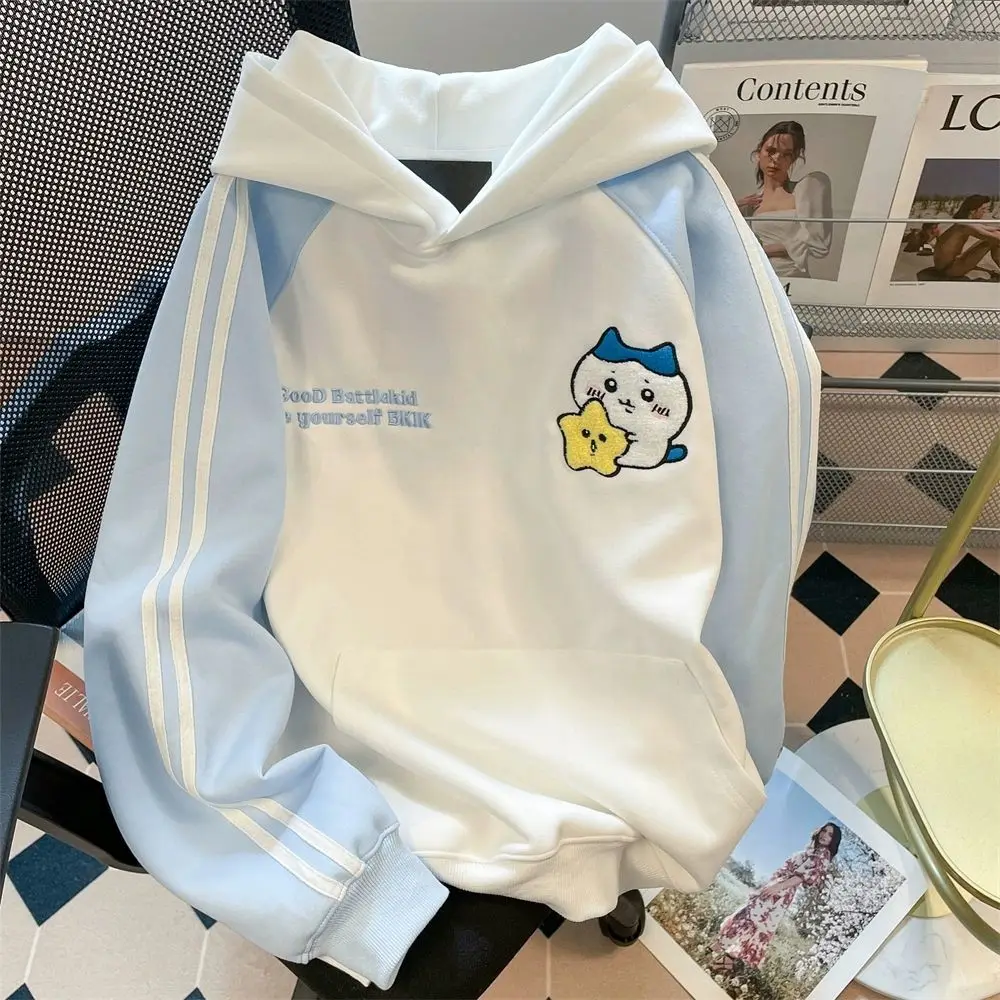 

Chiikawa Embroidered Hoodie Hachiware Color Block Raglan Sleeve Casual Sporty Hooded Jacket Cute Design Sense Outerwear