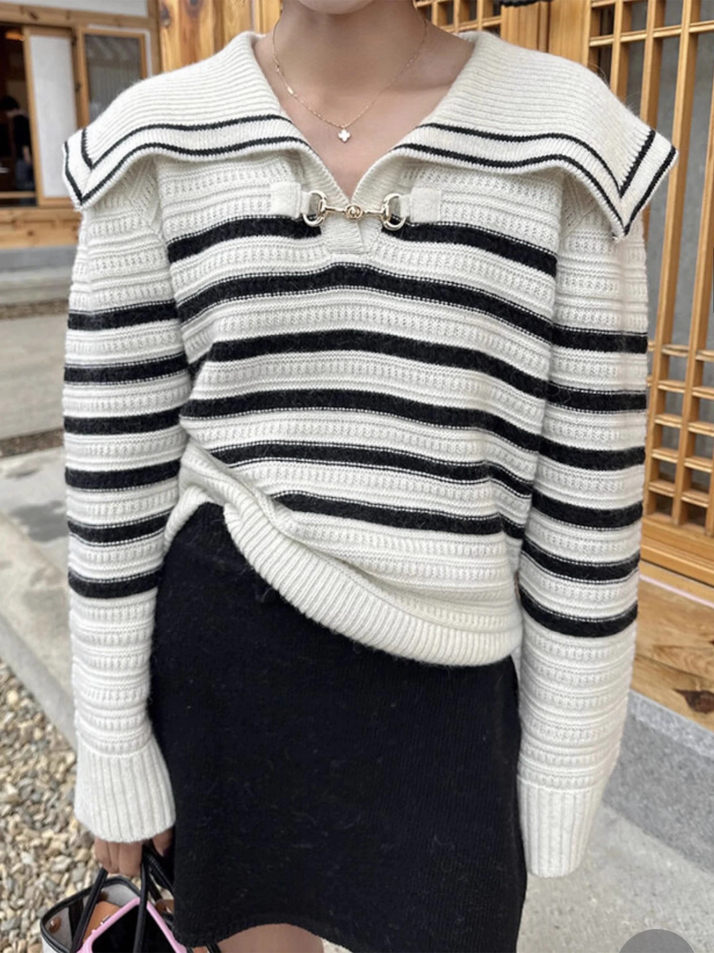 سترة متماسكة مخططة ناعمة بياقة بحرية فضفاضة تناسب اللون بلو شتاء جديد وصول المرأة Faion كلية Sle طويل Sve