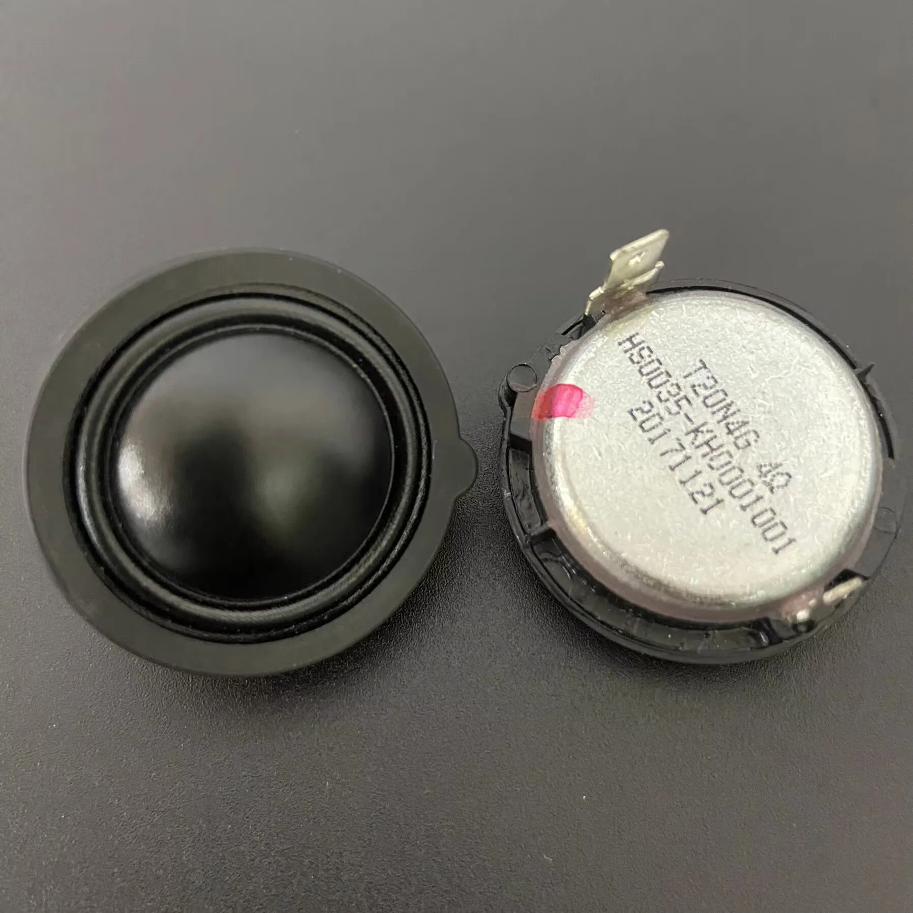 

GHXAMP 1.25 дюйма (34 мм) для уличных колонок JBL, водонепроницаемый купольный твитер с шелковой мембраной, 4 Ом, 20 Вт, 2 шт.