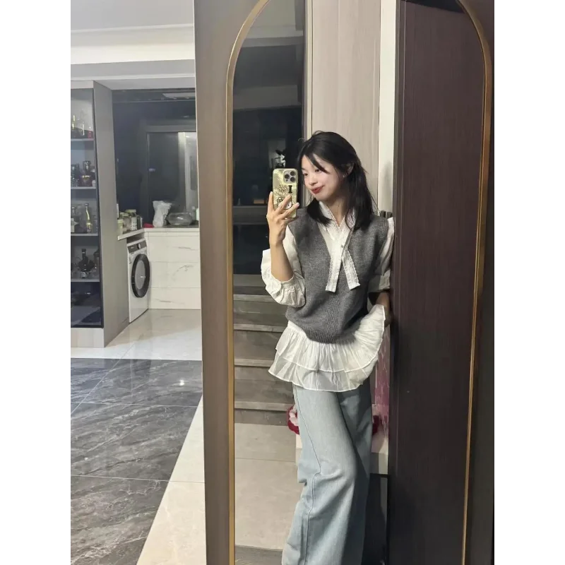 Korean Temperament Vest Lace Shirt Two-piece Set Women's Autumn New Style Super Beautiful Fashionable Simple Top