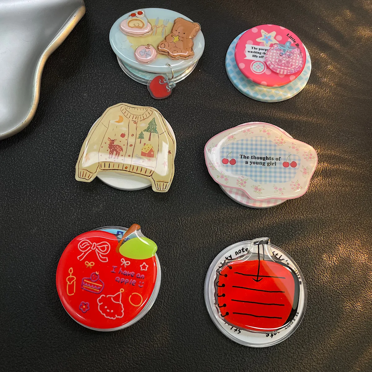 

Мультяшный 3D-кулон в виде плюшевого мишки, совместимый с магнитным держателем для телефона Magsafe, выдвижной и складной, с прочной воздушной подушкой, для женщин.