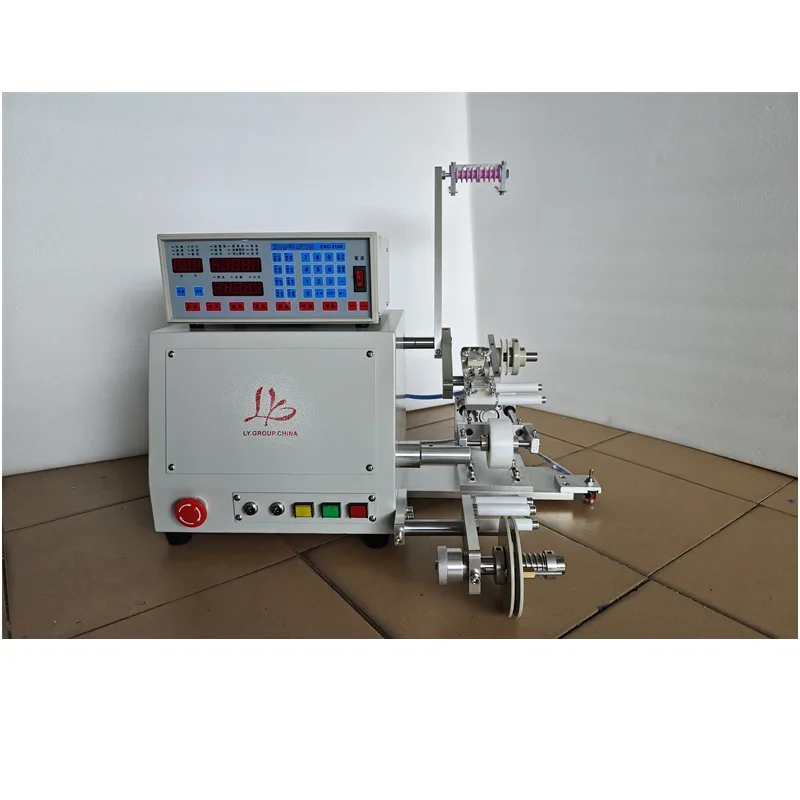 เครื่องพันขดลวดอัตโนมัติสำหรับหม้อแปลงพลังงานใหม่และลวดทองแดงขนาด 0.1-2.5 มม. 750W 2000 รอบต่อนาที