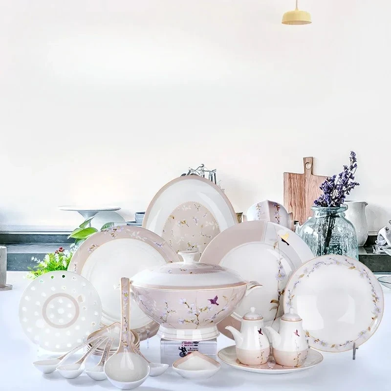 

Party Luxury Home Dinnerware Sets Plates Kitchen Porcelain Fine China Dinnerware Gift Women Vajilla Platos Tableware Set