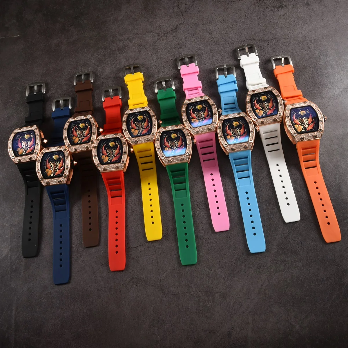 New Barrel Alloy shell Quartz Watch for men Super Strong Silicone tape Quartz Pointer Watch Wholesale