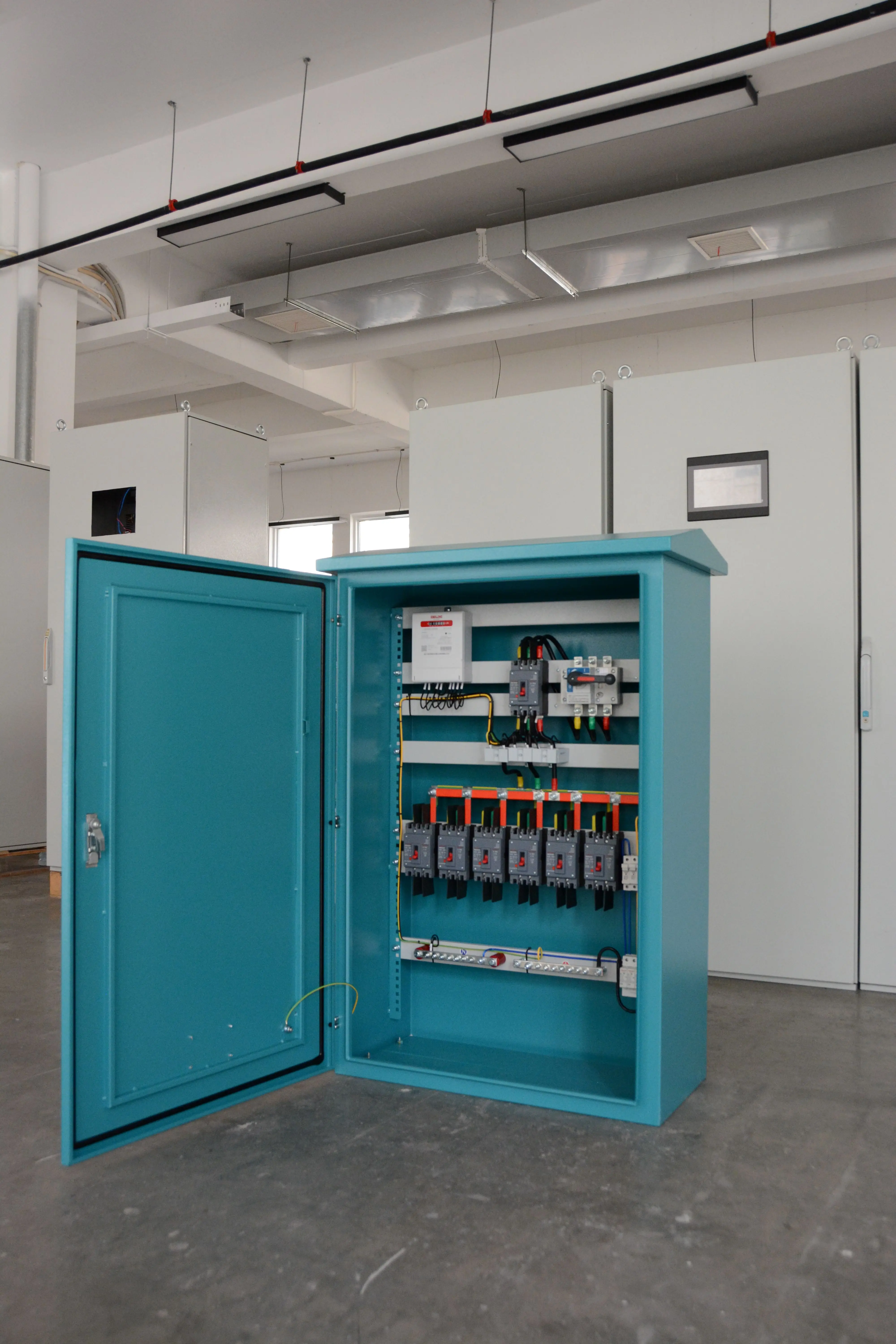 Battery Combiner Box for Solar Panel & System New Solar PV Combiner Box With 2 4 6 8 String IP65 1000V 1500V 500V DC Array PV