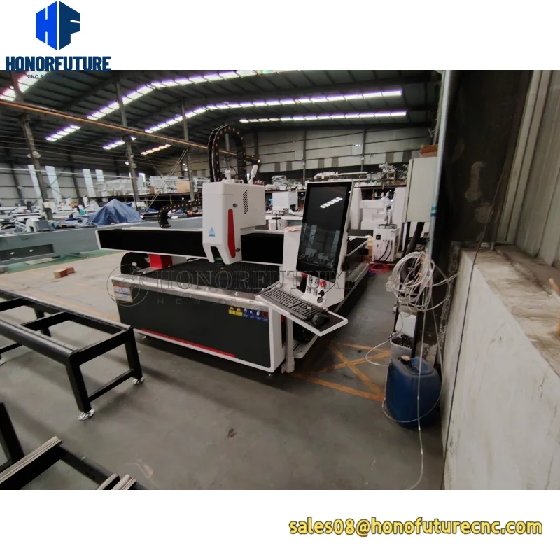 CE Fiber CNC Metal 레이저 절단기 for Stainless Steel Mid Steel Cutting with Surrounding Structure Metal Lazer Cutter Metalworking Tool