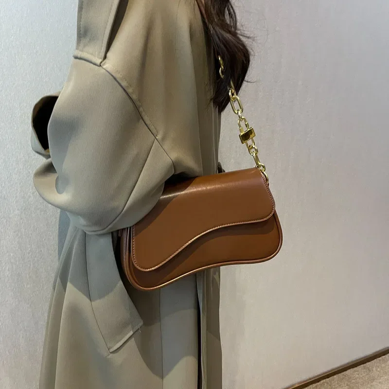 Sac à bandoulière polyvalent avec chaîne pour femme, sac à ati elles élégant, style haut de gamme, nouveau