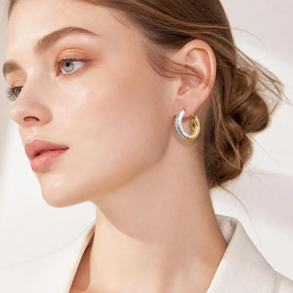 1Pair Two-color Hoop Earrings Ear Buckle Irregular Texture Bicolor Earrings Concave-convex Texture Round Earrings Girl Women