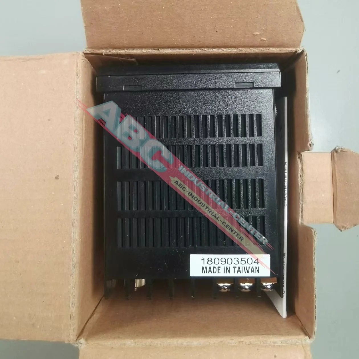 NT-20R NT-20V  100%NEW Temperature Controller