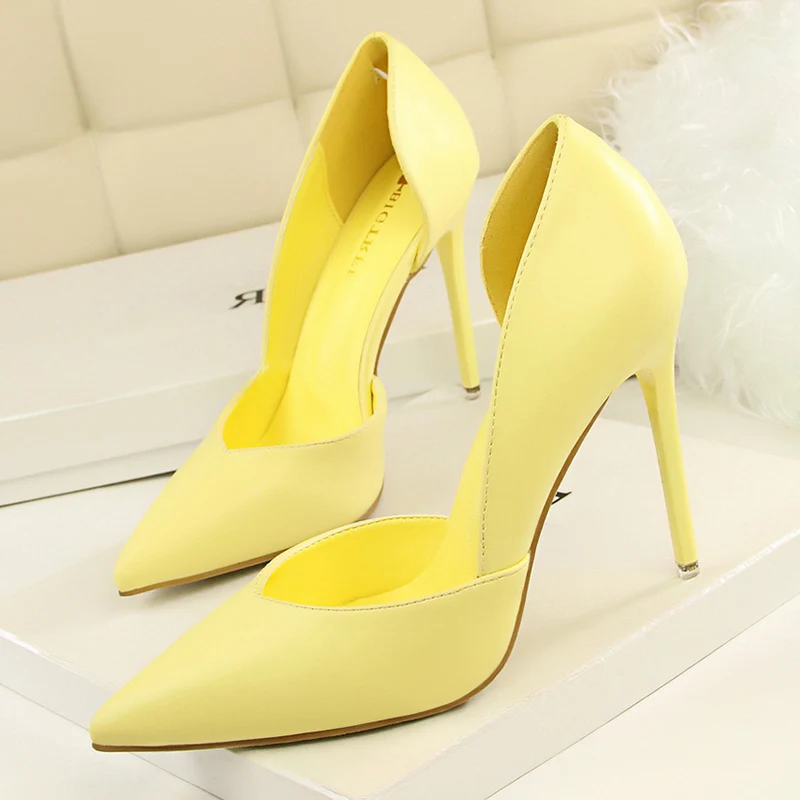 Summer Women 10.5cm High Heels Leather Pumps Female Escarpins Elegant Sweet Yellow Pink Stiletto Lady Wedding Heels Hollow Shoes