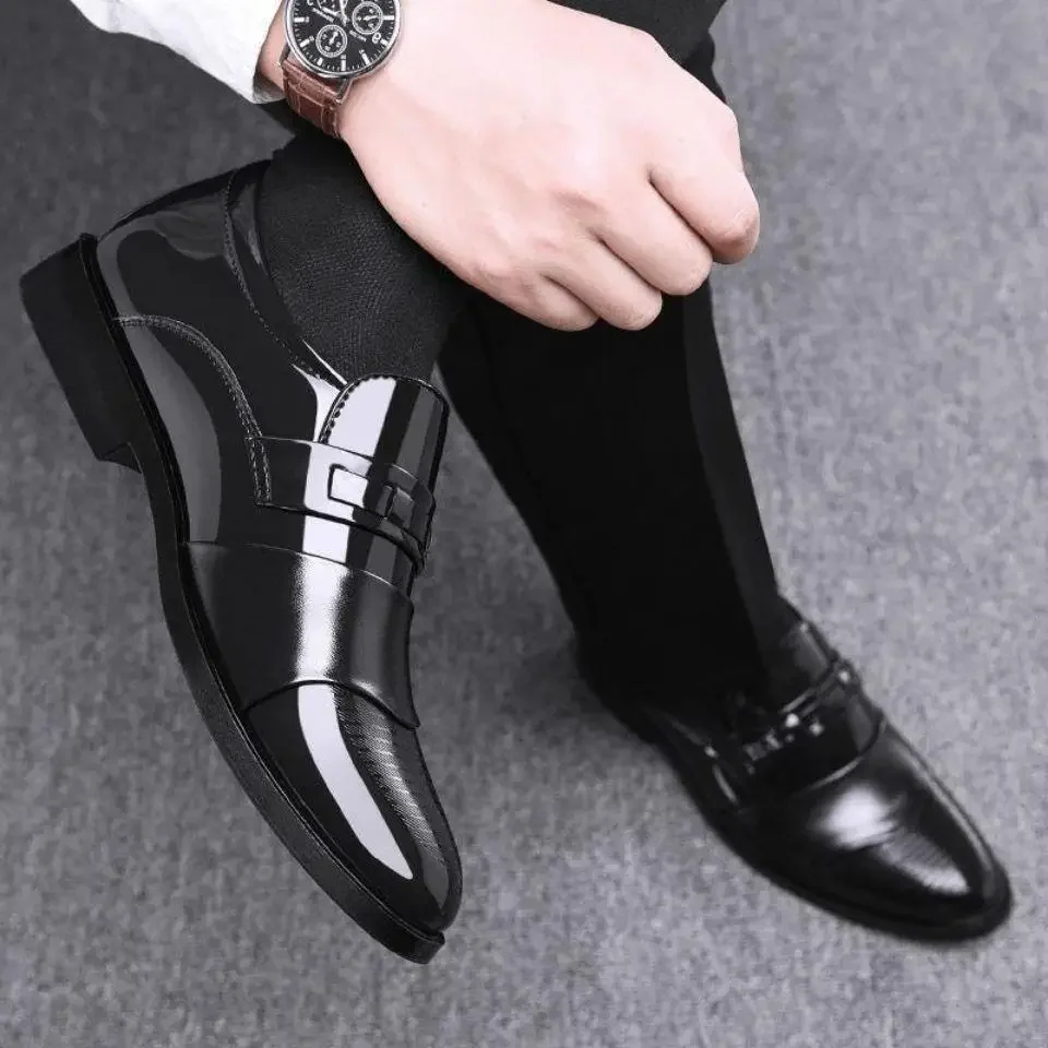 2023Classic Men Dress Shoes Slip on Black Leather Shoes for Men Plus Size Point Toe Business Casual Men Formal Shoes for Wedding