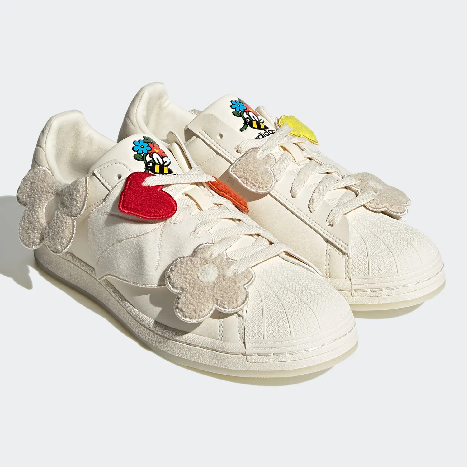 

Adidas Genuine Originals SADNESS Valentine's Day Collaboration Heart Shell Toe Shoes GZ2674