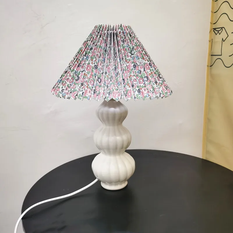 

Gourd Ceramic Cute Girl European Pleated Table Lamp Cozy Room Decor