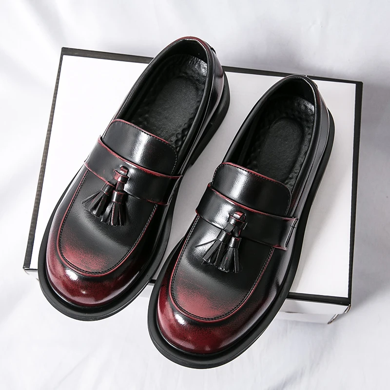 

Men Casual Shoes Fashion Business Slip-On Moccasins Loafers High-Quality men Leather Wedding shoes Party Fashion Tassel Loafers