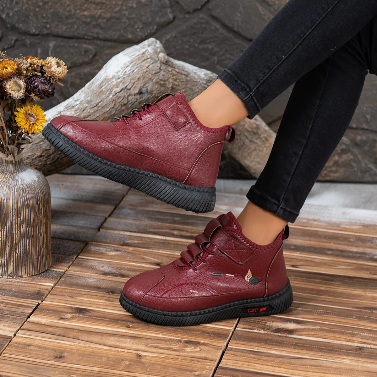 Women's cotton boots winter plush cotton shoes, soft-soled leather women's snow boots, women's casual shoes free shippiing shoes view 6