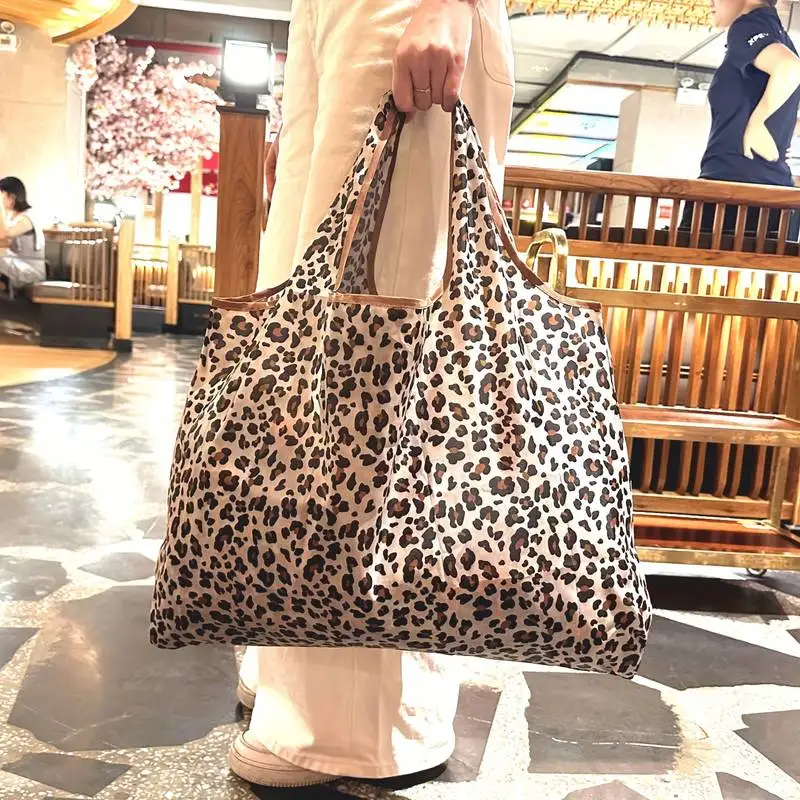 Large Capacity Leopard Print Hand Shopping Bag Women\'s Daily Folding Handbag