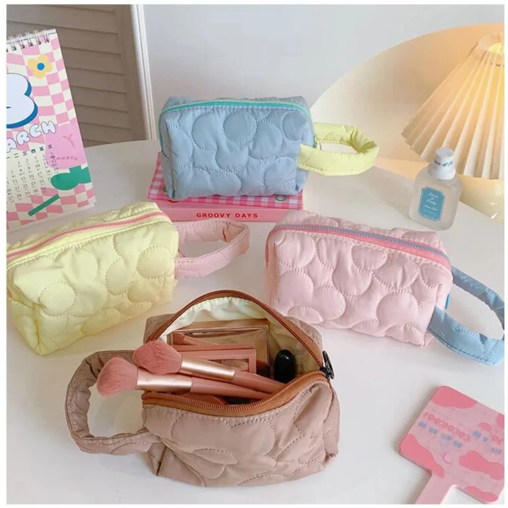 New Ins Fabric Makeup Toiletry Bag for Women Candy Cosmetic Organizer Cute Wrist Make Up Pouch Portable Student Pencil Case 2024