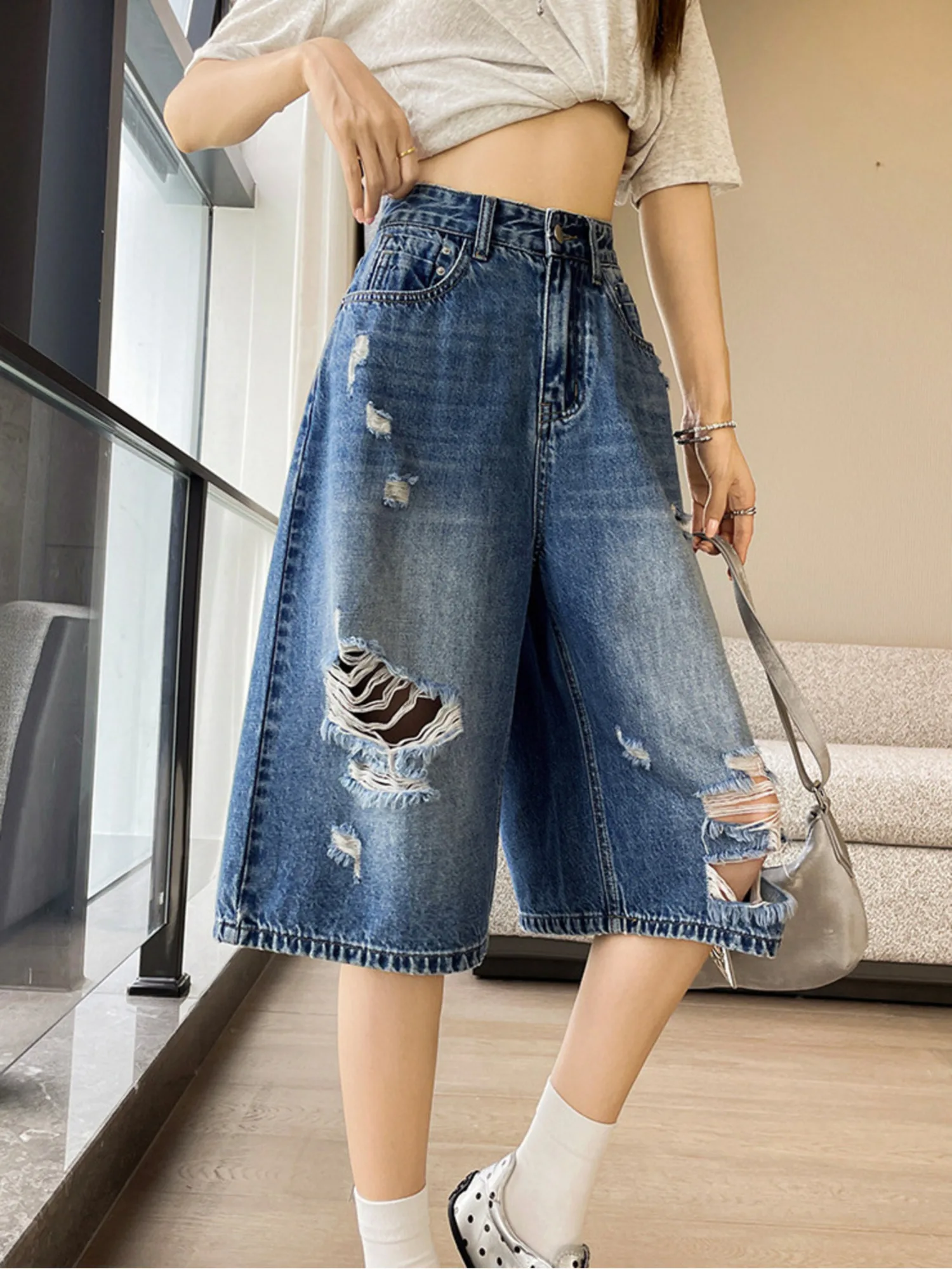 Women‘s High Waist Ripped Denim Capri Jeans Vintage Washed Baggy Wide Leg Length Jorts Y2K Summer Streetwear 2026 Casual Pants view 5