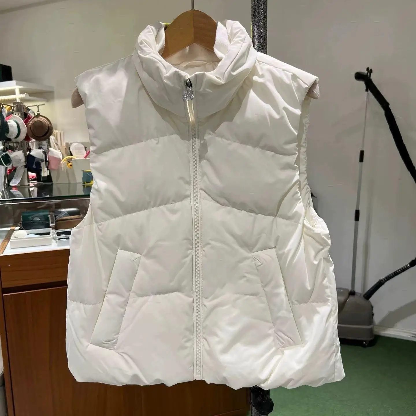 Women Golf Padded Vest Winter New Solid Color Stand Collar Warm Sleeveless Jacket Ladies Outdoor Sport Golf Waistcoat
