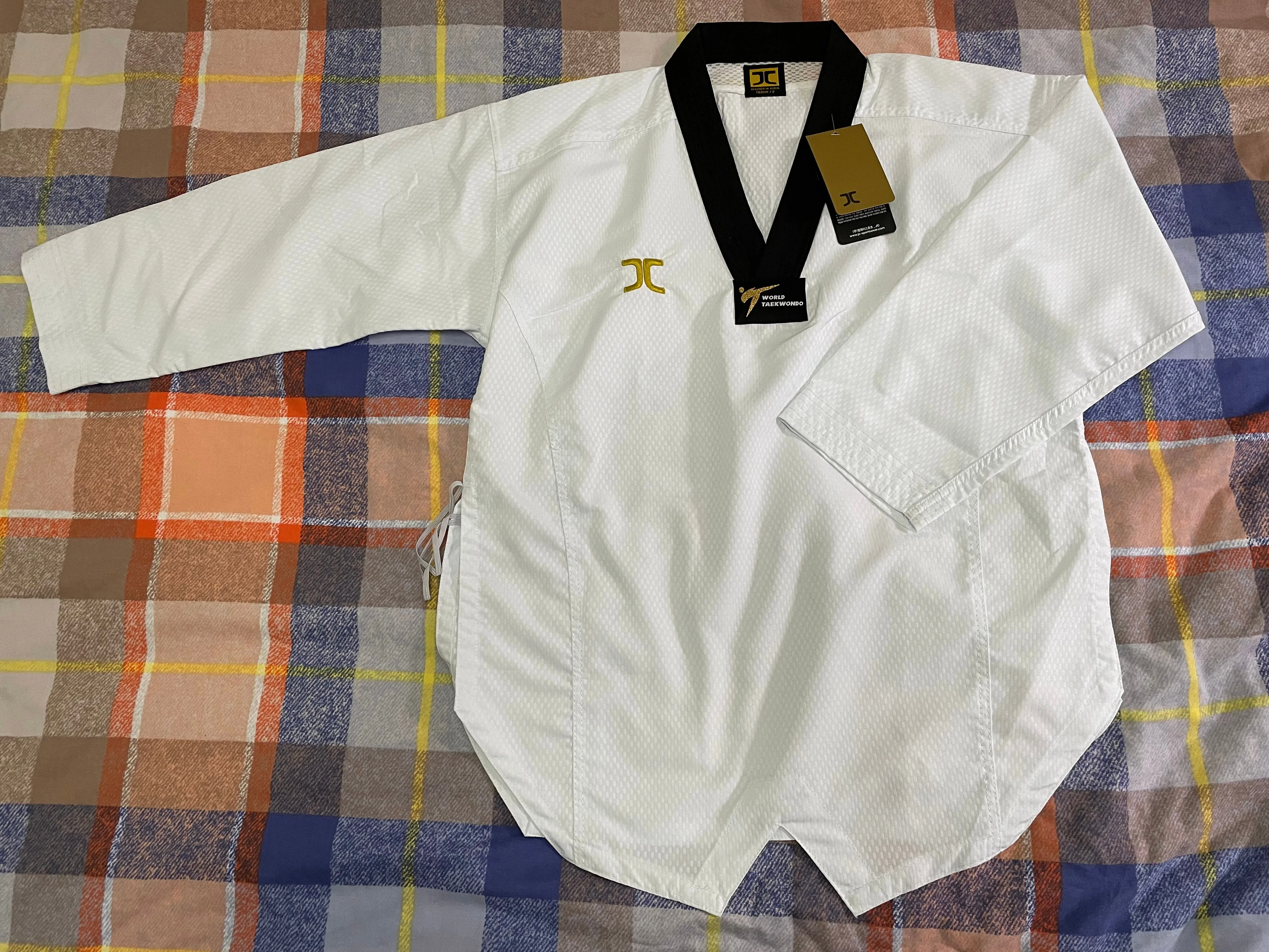 Novo J-Calicu Respirável mundo taekwondo uniformes de alta qualidade super leve WT Jcalicu Taekwondo doboks