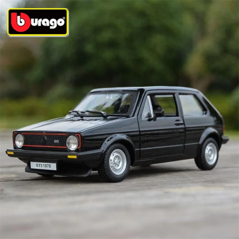 Bburago 1:24 1979 Volkswagen Golf Mk1 GTI Alloy Car Model Diecasts Metal Classic Sports Car Vehicles Model Simulation Kids Gifts
