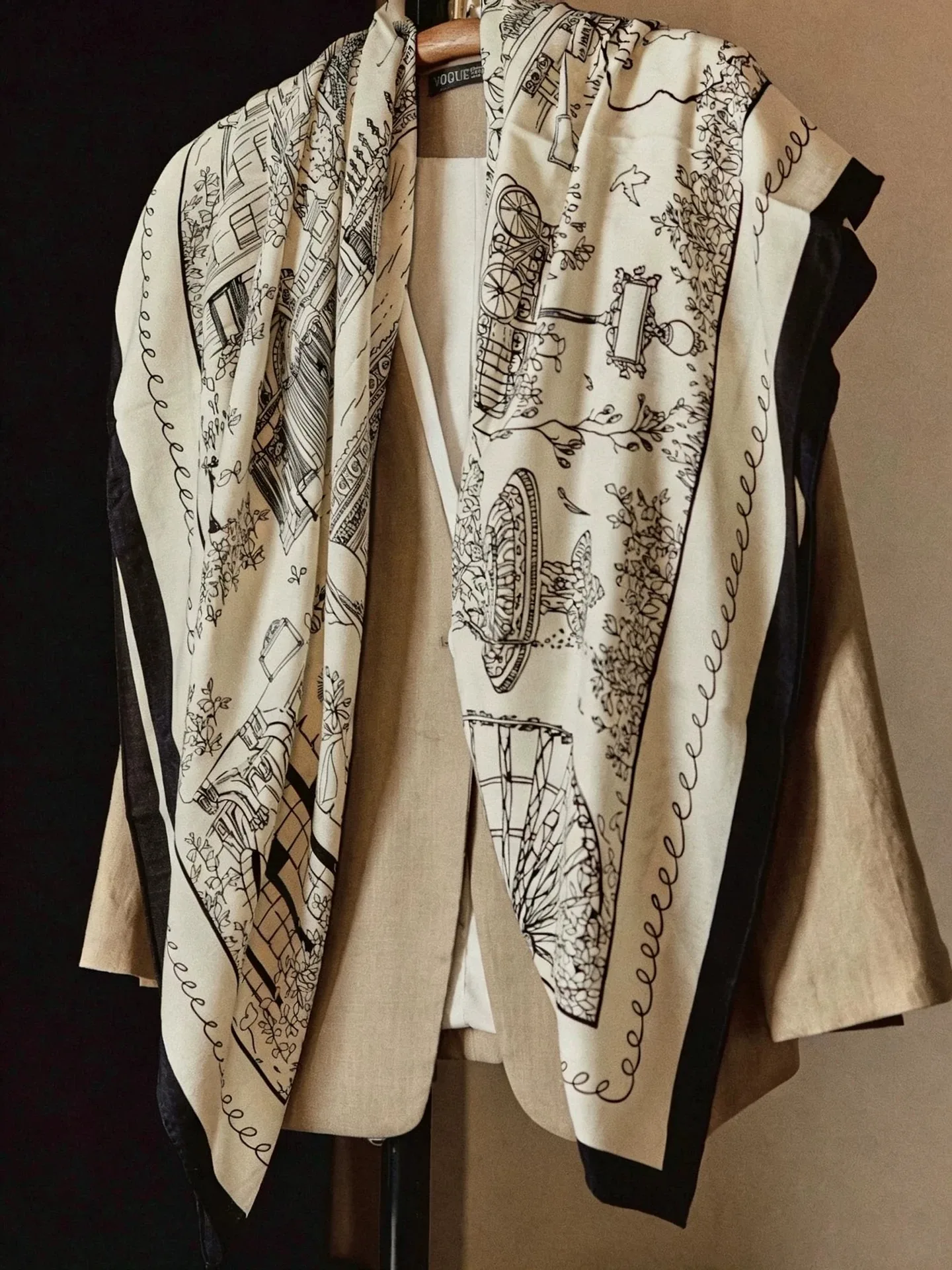 Winter Silk Wool Scarf 135cm Luxury Designer Pashmina Square Winter Hand-Rolled Shawls for Women Stole Head Hair Accessories