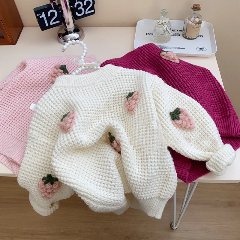 

Korean Style Children's Clothing Autumn Cotton Pullover Stereoscopic Strawberry Pattern Cute Thermal Sweater Girls From 2 To 8