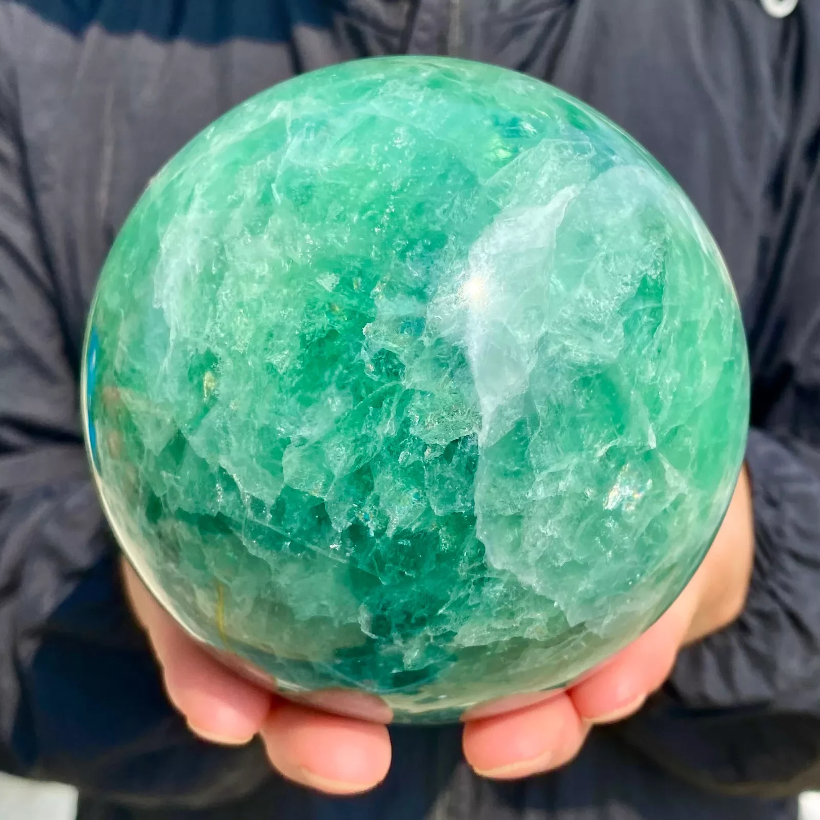 Natural green fluorite ball, quartz crystal ore polishing ball, mineral healing stone