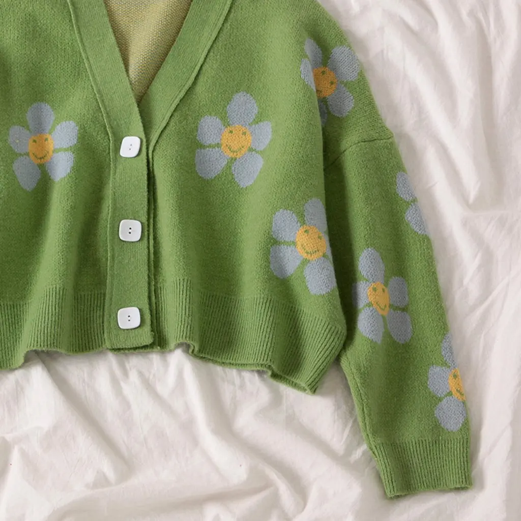 

Women's Slim-fit Knitted Cardigan Sweater Autumn Winter New Flower Jacquard Short Coat Slimming