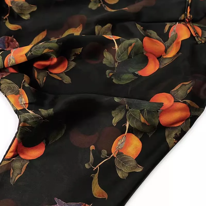 Birdtree, sukienka z jedwabiu morwowego 60 mm, 100% jedwab, damska sukienka z ciężkiego satyny z gazy Xiangyun, nadruk persymony, nowość na lato 2025 D5D517JF