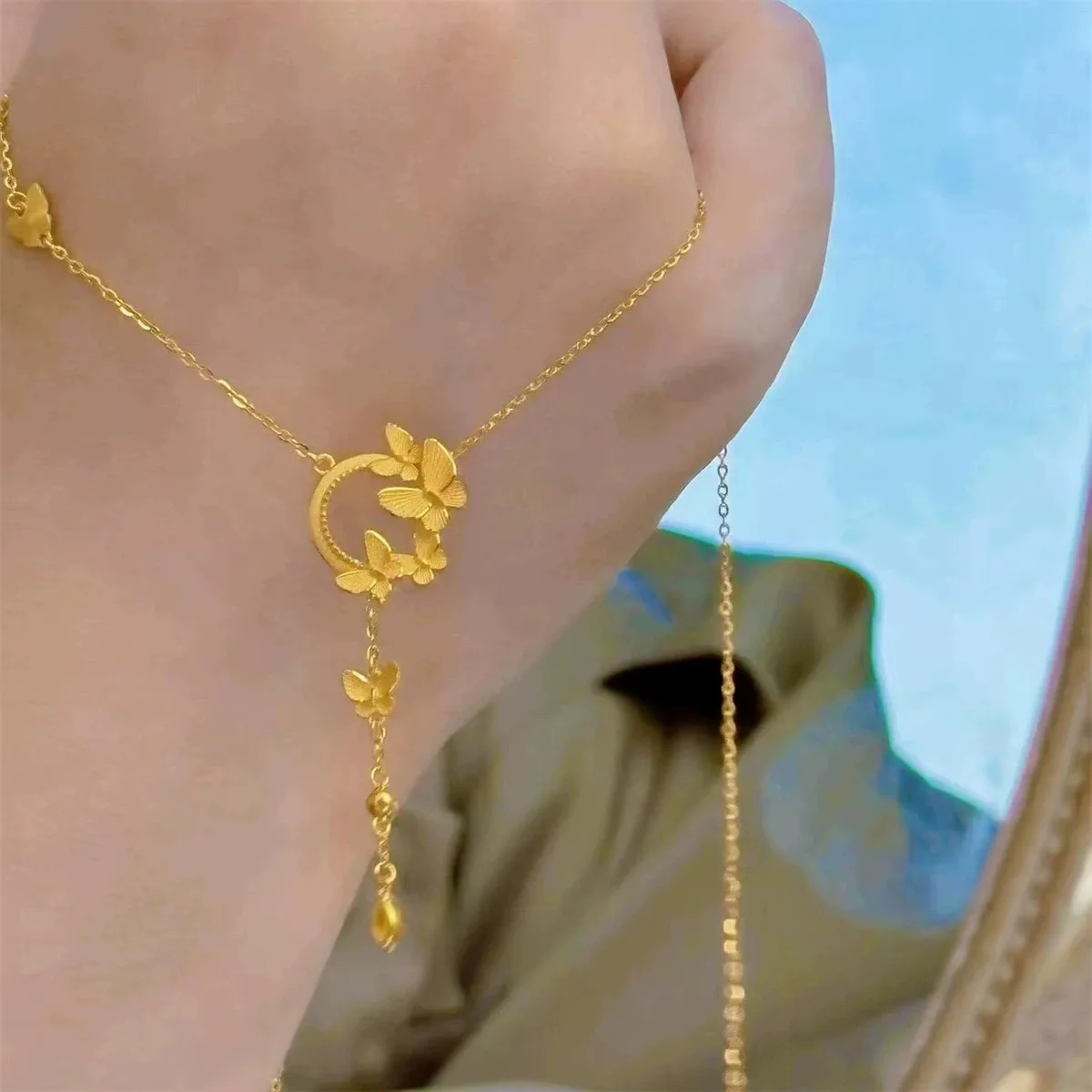 

Супер бессмертный Ци песочный золотой венок ожерелье с кисточками и бабочкой женское высококачественное ожерелье с бабочкой