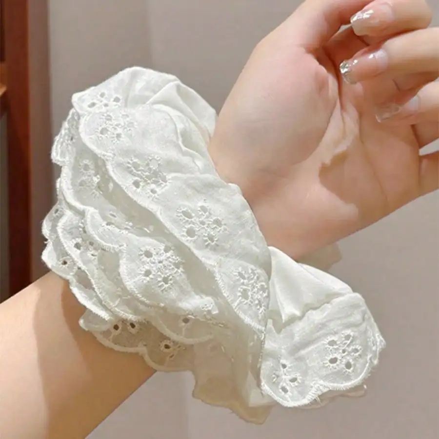 1pc Women French White Lace Headband, 4-Layer Hollow Out Heavy, Niche Elegant Design Elastic Hair Band, Minimalist Versatile Hair Accessory SC260910164313817144055