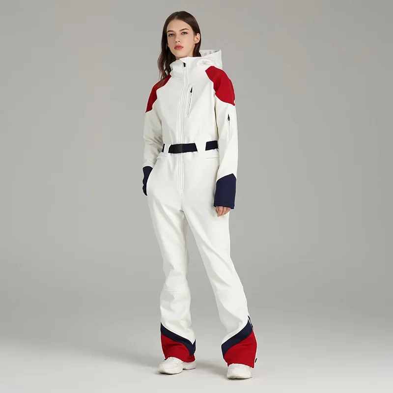 Combinaison de ski une pièce pour femme, sports de plein air trempés, salopette épaissie, ensemble de ski chaud, coupe-vent et imperméable, hiver, nouveau, 506