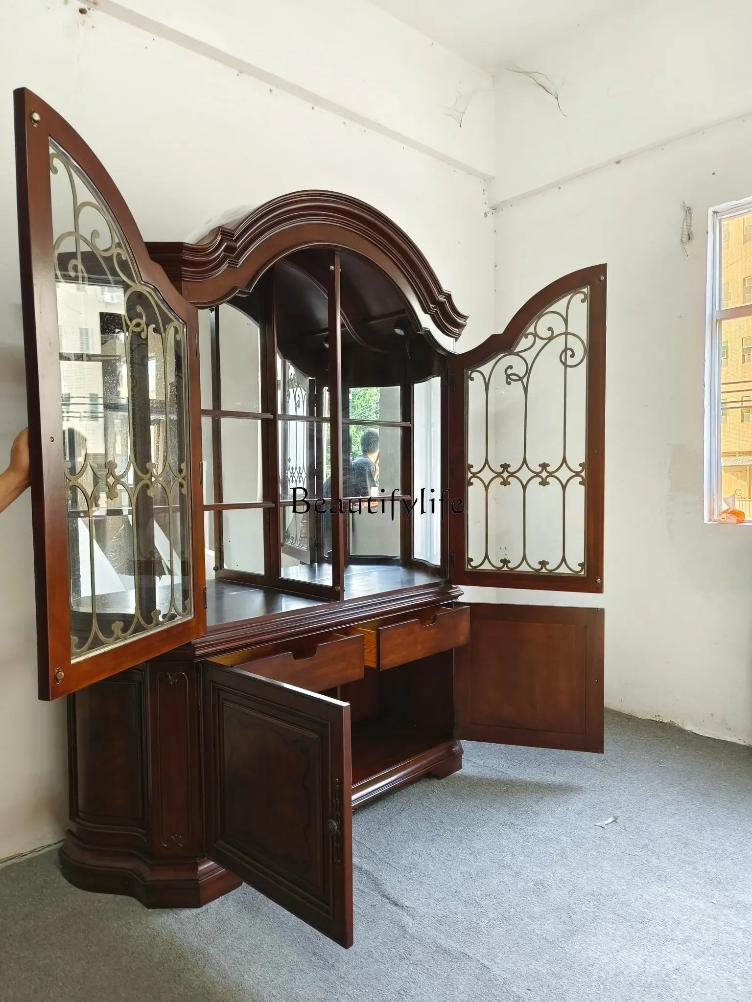 03LDouble-door wine cabinet and dish cabinet with exquisite and classic design
