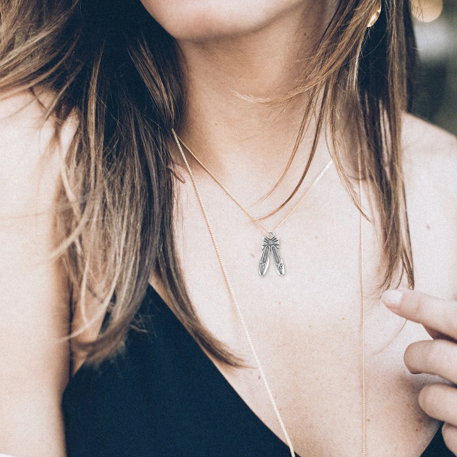 50 قطعة حذاء الباليه سبيكة سحر قلادة مثالية لصنع القلادة DIY مجوهرات الإبداعية هدية للنساء الرجال حذاء الباليه سحر