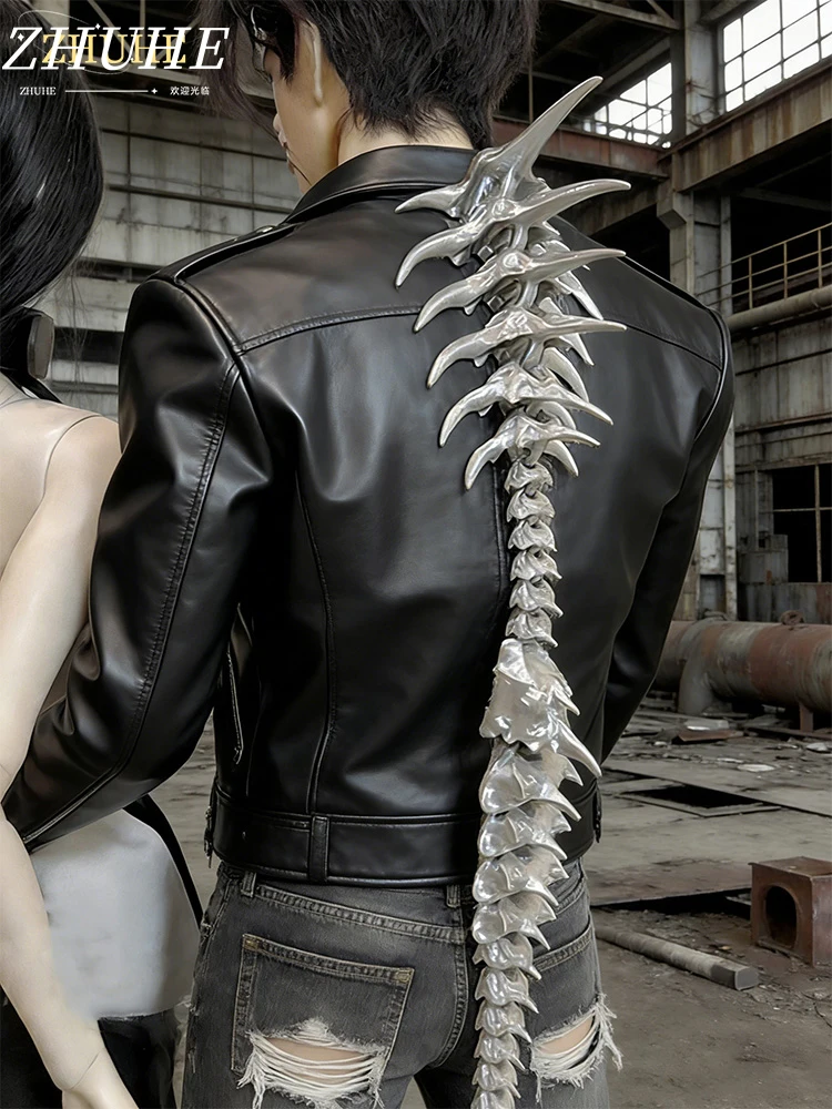 A Giant Dragon Spine Necklace Made Of Gothic Punk Resin Is A Cosplay Prop And Party Gift For Both Men And Women
